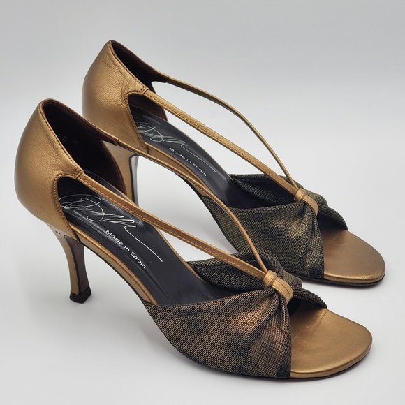 Donald J. Pliner Metallic Bronze Heels - Picture 2 of 15